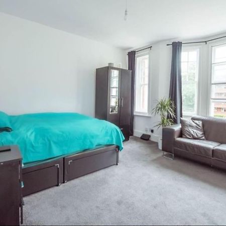 Great Flat Close To Edgware Road London Bagian luar foto