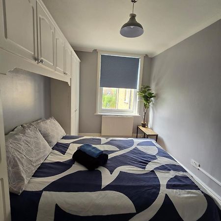 Great Flat Close To Edgware Road London Bagian luar foto