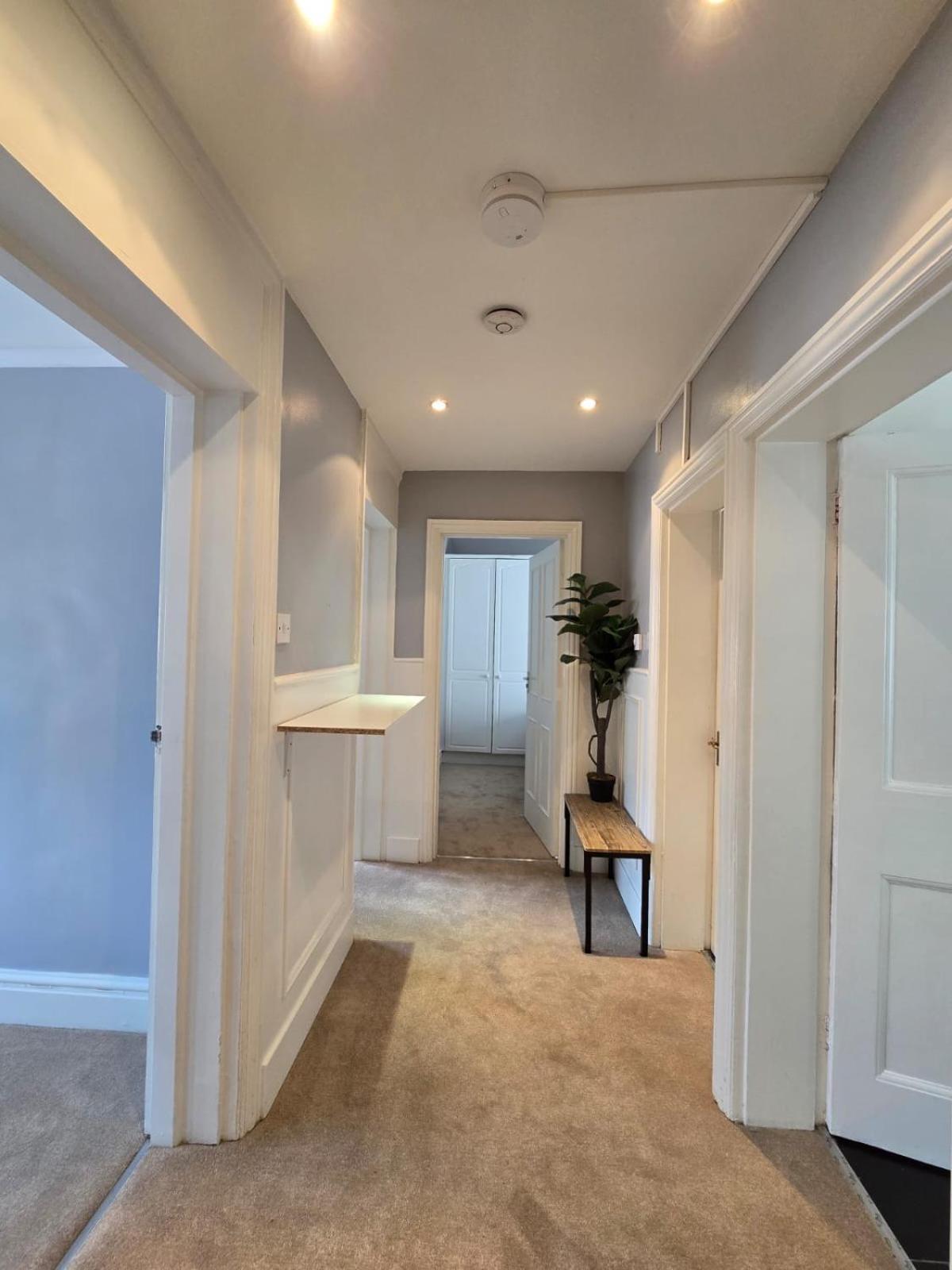 Great Flat Close To Edgware Road London Bagian luar foto
