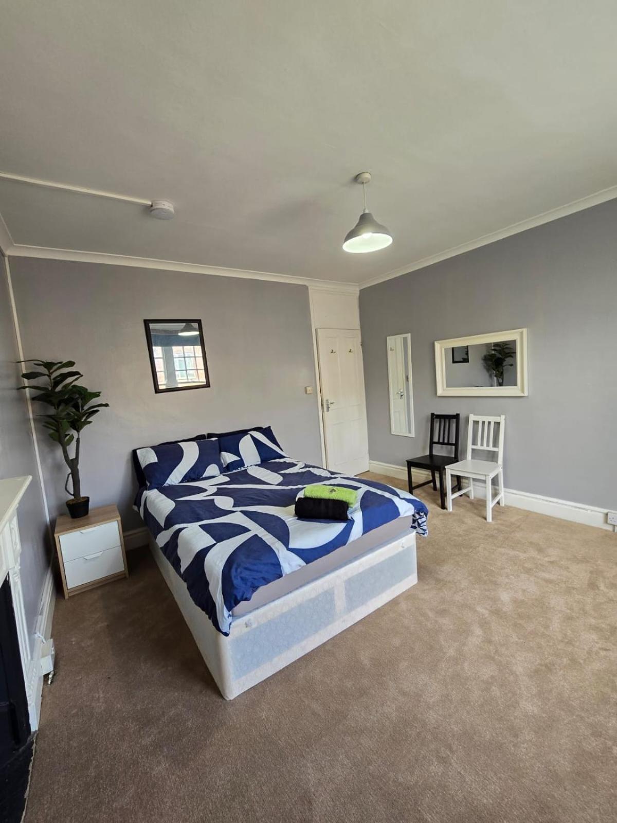Great Flat Close To Edgware Road London Bagian luar foto